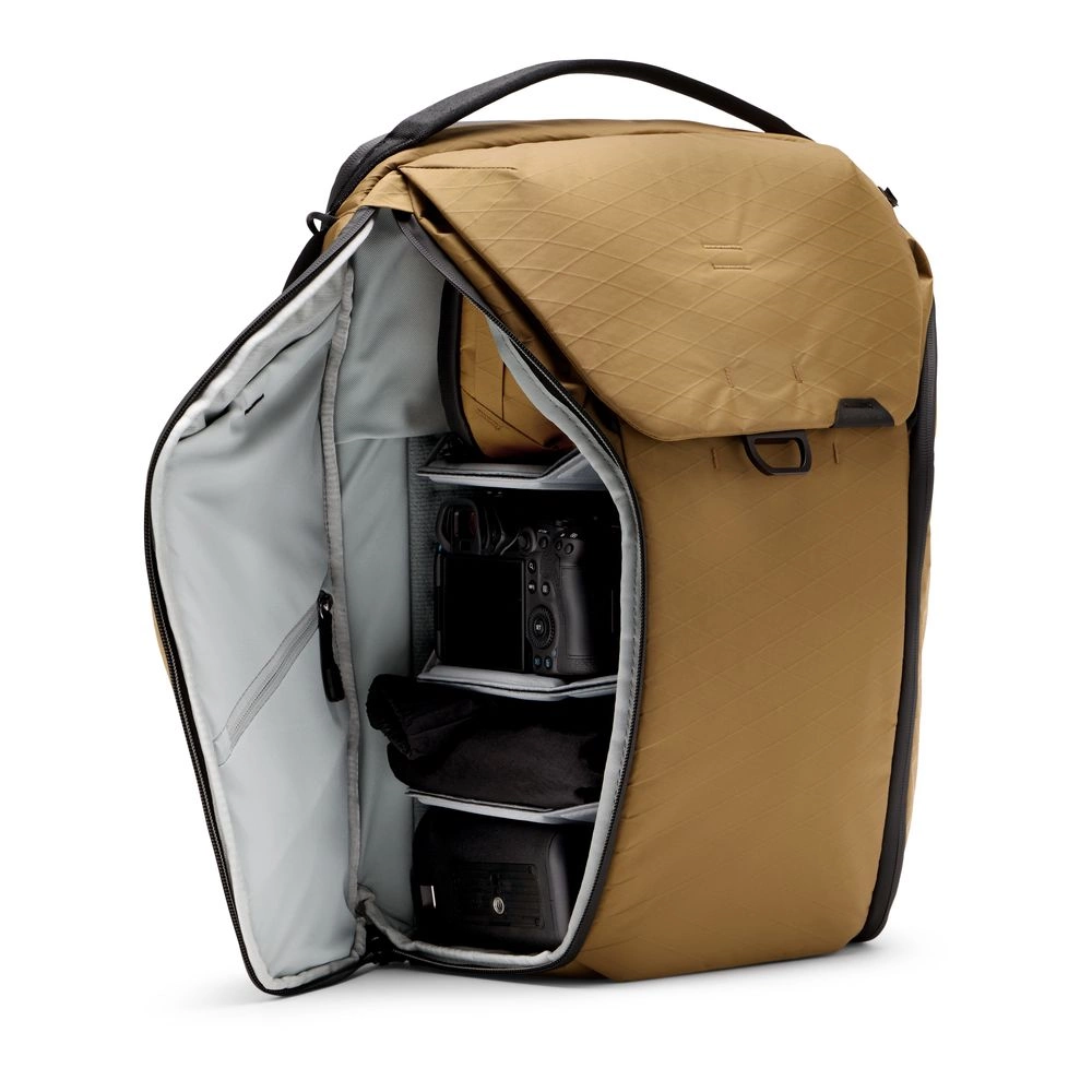 PEAK DESIGN Everyday hátizsák 30L v2  Prérifarkas