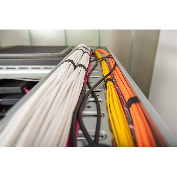 Digitus DK-1511-V-1-1 Hálózati kábel CAT 5e U/UTP 4 x 2 x 0.20 mm2 Élénk szürke (RAL 7035) 100 m Digitus DK-1511-V-1-1 Hálózati kábel CAT 5e U/UTP 4 x 2 x 0.20 mm2 Élénk szürke (RAL 7035) 100 m