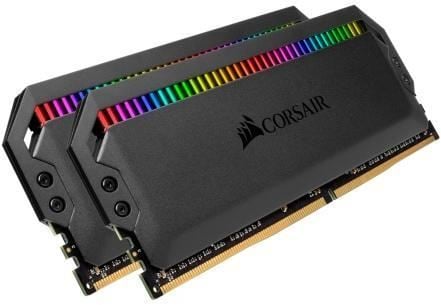 16GB 3200MHz DDR4 RAM Corsair Dominator Platinum RGB fekete (2x8GB) (CMT16GX4M2Z3200C16)