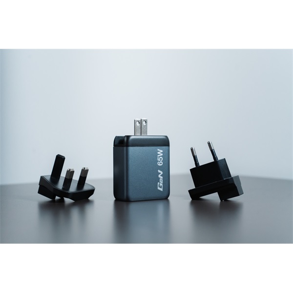Verbatim 32201 GNC-65 GaN Charger 65W USB Type-A + 2xType-C hálózati töltő adapter Verbatim 32201 GNC-65 GaN Charger 65W USB Type-A + 2xType-C hálózati töltő adapter