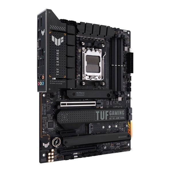 ASUS TUF GAMING X670E-PLUS alaplap