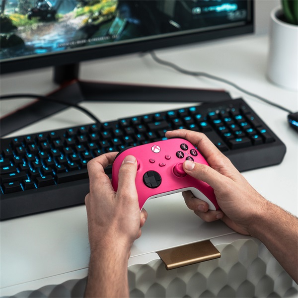 Microsoft Xbox Series X/S Deep Pink vezeték nélküli kontroller rózsaszín-fehér (QAU-00083)