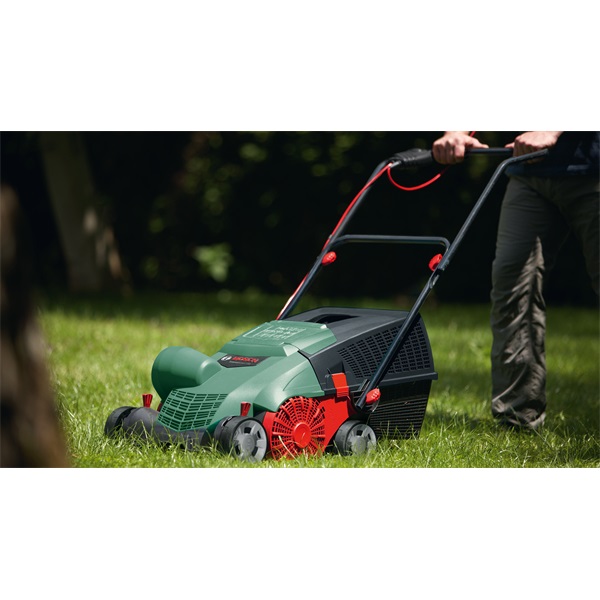 Bosch 060088A101 UniversalVerticut 1100 elektromos gyepszellőztető