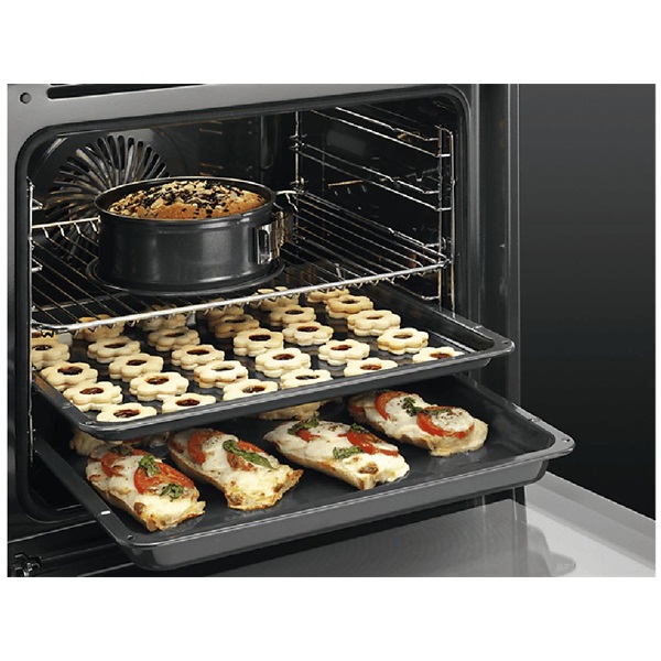 AEG BEB351111B SteamBake beépíthető