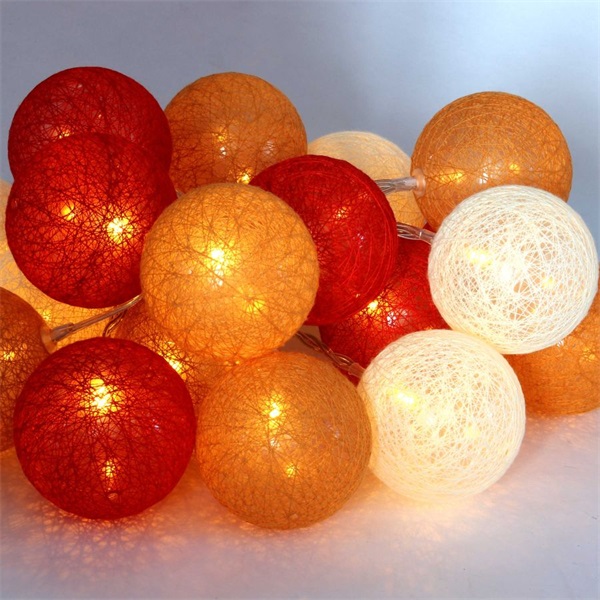 IRIS Gömb alakú 6cm/színes fonott/3m/piros-narancs-meleg fehér/20db LED-es/USB-s fénydekoráció  (104-26) IRIS Gömb alakú 6cm/színes fonott/3m/piros-narancs-meleg fehér/20db LED-es/USB-s fénydekoráció  (104-26)