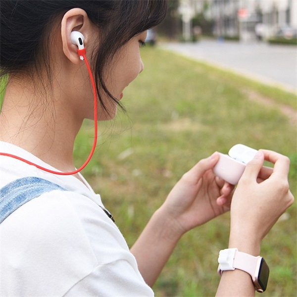 Cellect AirPods Pro 3az1-ben tok, akasztó, összekötő pánt piros (AIRPODSP-3IN1CASE-R)