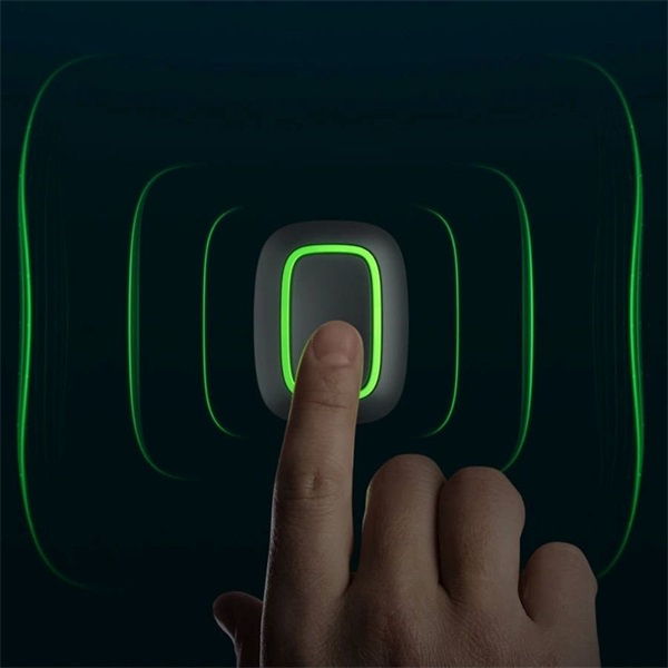 Ajax Button BL/Fekete színű, vezeték nélküli pánik gomb Ajax Button BL/Fekete színű, vezeték nélküli pánik gomb