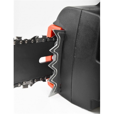 Hecht HECHT2250 LÁNCFŰRÉSZ 2400W SOFT START