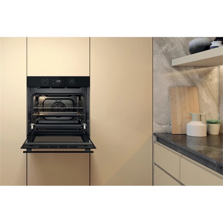 Whirlpool OMK58HU1B SÜTŐ ELEKTROMOS BEÉPÍTHETŐ