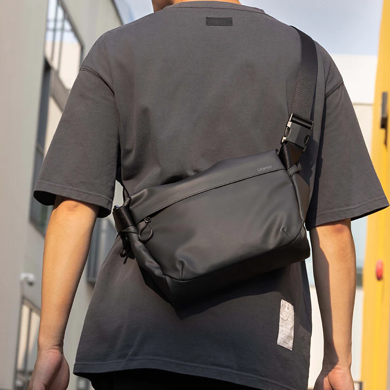 Ulanzi PB008 vlogging gear bag fotós rendszerező oldaltáska, 6L, vízálló, fekete