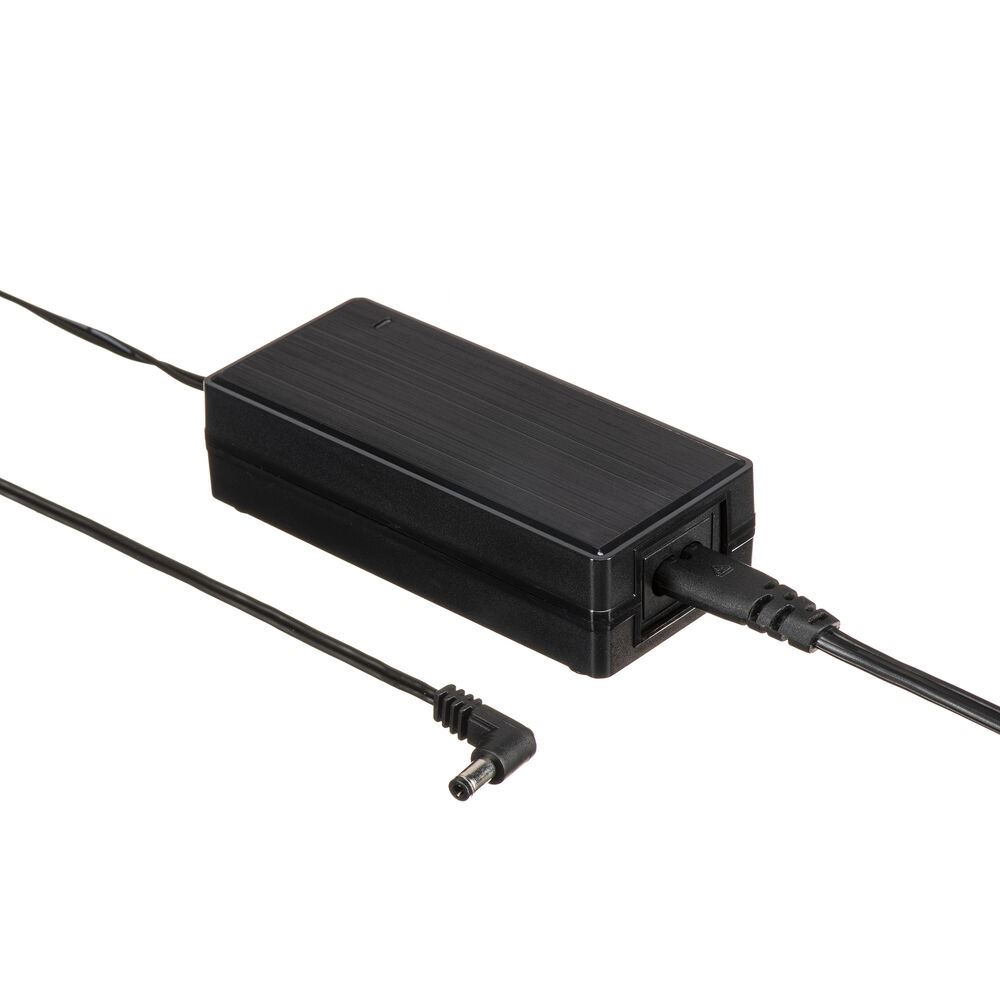 Nanlite PA-15V7.5A-PT adapter kábellel és hordtáskával Nanlite PA-15V7.5A-PT adapter kábellel és hordtáskával