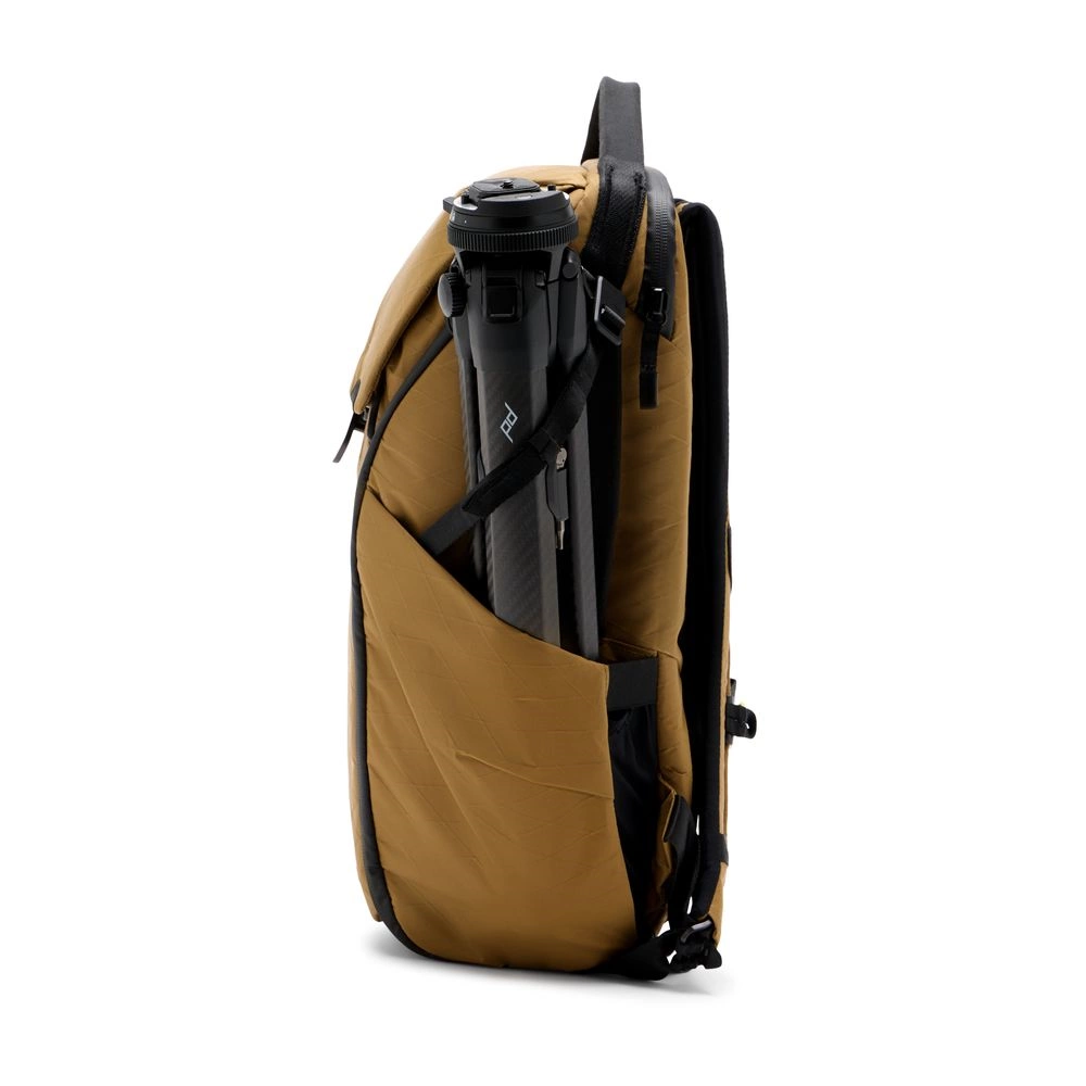 PEAK DESIGN Everyday hátizsák 20L v2 - Prérifarkas