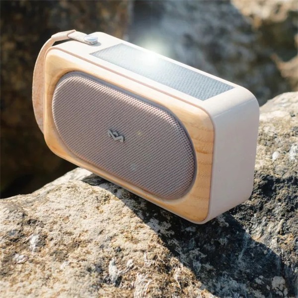 Marley Roots napelemes Bluetooth hangszóró Krém 