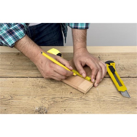 VICTORIA FACILITY Univerzális kés 18 mm