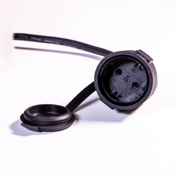 IRIS Electric IEEC-20M-16A/250V Kültéri hosszabbító 20 méteres 16A/250V, H05RR-F, IP44, fekete IRIS Electric IEEC-20M-16A/250V Kültéri hosszabbító 20 méteres 16A/250V, H05RR-F, IP44, fekete