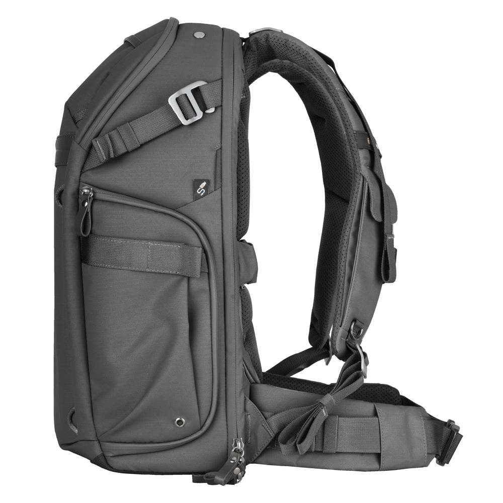 Vanguard B30L Veo Metro Hátitáska Fekete
