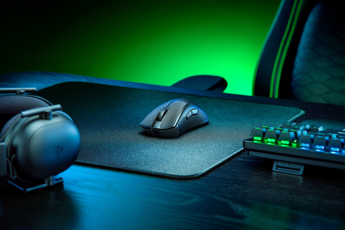 Razer DeathAdder V3 Pro + HyperPolling Wireless Dongle Bundle Razer DeathAdder V3 Pro + HyperPolling Wireless Dongle Bundle