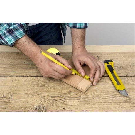 VICTORIA FACILITY Univerzális kés 18 mm