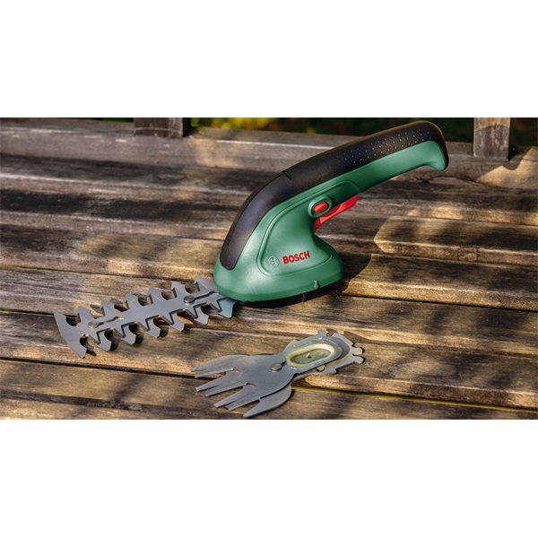 Bosch EasyShear akkumulátoros sövényvágó (0600833303)