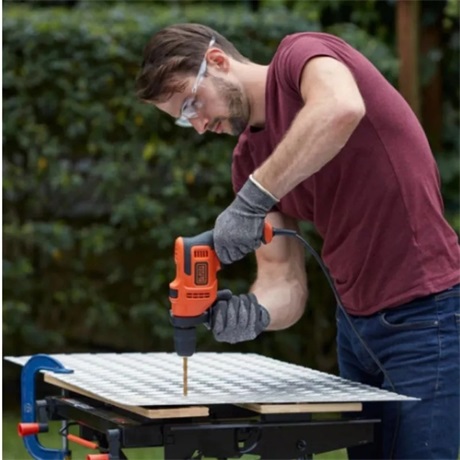 Black and Decker BEH200K-QS ÜTVEFÚRÓ KOFFERBEN 500W