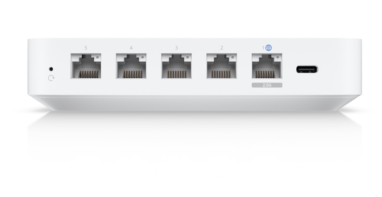Ubiquiti UniFi UCG-ULTRA 4xGbE LAN 1x2.5 Multi-Gigabit WAN port Security Cloud Gateway router